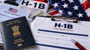 US Suspends Green Card Processing For Major IT Firms, Raising Concerns For Indian H-1B Workers