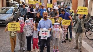 A Treviso è protesta per il caro mensa: per le famiglie in 3 anni altri 2.000 euro di rincari