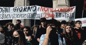 Da fasciosfera a capocrazia: le parole usate per inventare allarmi