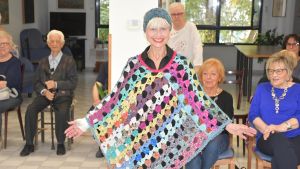 Modelle per un giorno, sfilata vintage delle Over50: “Anche alla nostra età illuminiamo gli abiti”