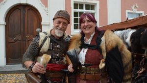 Handwerk, Met und mittelalterliche Moden: Das Stadtfest in Meersburg versetzt Besucher ins Mittelalter