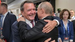 Schröder und Putin: Der Altkanzler gehört in die fünfte Reihe (wenn überhaupt)