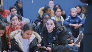 « Retour au collège » d’Antoine Fromental : un documentaire qui tombe à point