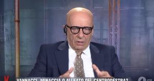 Ecco chi sono gli incendiari da 10.000 euro al mese