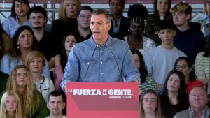 Sánchez pide al Supremo que frene el intento de PP y Vox de impedir votar a 400.000 españoles por la 'ley de nietos'