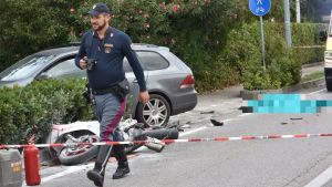 Ponte della Priula, scontro tra auto e moto: motociclista muore sul colpo