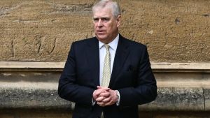 Andrew Mountbatten-Windsor: Der Skandalprinz gibt nicht auf