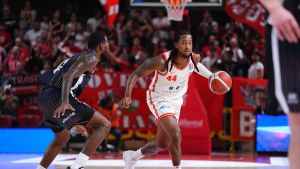 Una Hotels-Tortona 93-86, Reggio scaccia le ombre con un franco successo