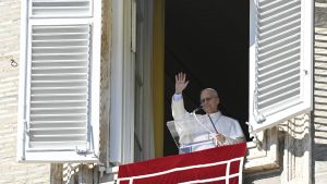 Papa Leone, il cardinale Mimmo Battaglia: