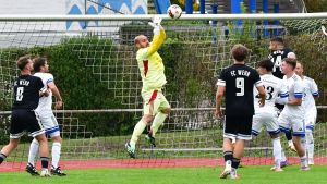Norman Berger ist dem SV Schopfheim im Derby beim FC Wehr ein sicherer Rückhalt