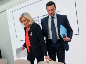 Le duo Bardella-Le Pen et le mystère du « manteau d’impunité »