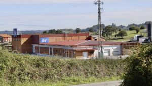 El Principado encarga un estudio para ver si demuele o repara la segunda ITV de Gijón, la polémica estación de Granda