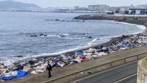Ceuta suspende a España