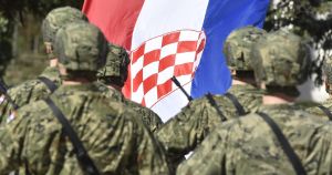 Mladići u Hrvatskoj završavaju na sudu jer se nisu odazvali na pregled za vojni rok