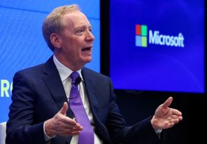 Microsoft-president: melk kent meer regels dan AI