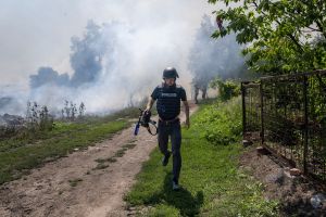How journalists are keeping Ukrainians safe