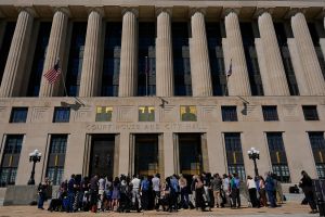 Clarence Page: A botched execution shakes our death penalty presumptions