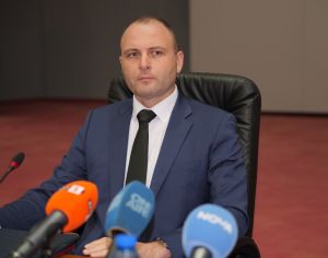 Добра новина! „Лукойл Нефтохим Бургас“ произвежда повече дизел, отколкото България харчи, нефт има до декември
