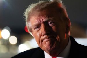 «Мяч на стороне Трампа»: политолог оценил шансы принудить Зеленского к выборам