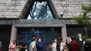 El Supremo mantiene suspendido el derecho a voto de los nacionalizados por la 'ley de nietos': 