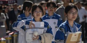 Can China and America Handle Being Ordinary?