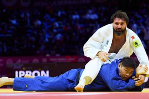 Инал Тасоев стал трижды чемпионом мира: в Баку-2026 дзюдоисты России завоевали шесть наград