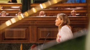 El Gobierno acelera para aprobar antes de las elecciones otro decreto para que centros de datos e industria no ‘vampiricen’ la red eléctrica
