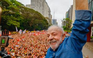 Ousar lutar, ousar vencer!