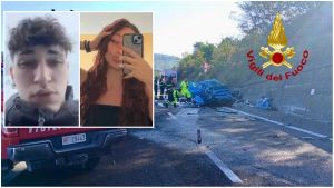 Schianto auto-tir: muoiono due ventenni. Tremendo frontale vicino a un cantiere, chi sono le vittime