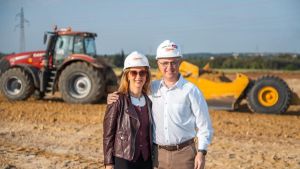 Rieju, Conesa i la indústria de l'Empordà