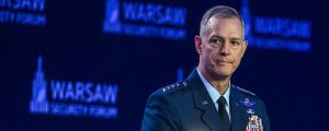 NATO, nuovo piano contro la Russia: droni, missili e difesa del fianco orientale
