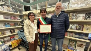Un libro dal lieto fine, il negozio storico chiude dopo 47 anni. Antonio: 