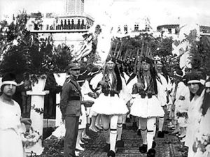 İzmir'i işgalden kim kurtardı?