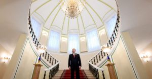 2. Putin plans to break Ukraine – with Trump’s help