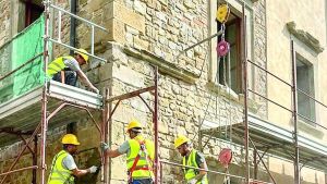 Commercio, industria e costruzioni trainano le assunzioni in provincia di Pavia