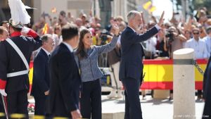 Felipe en Letizia zeggen schuld in te lossen met bezoek aan Ceuta