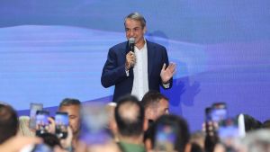 Συγγνώμες και έργο του πρωθυπουργού