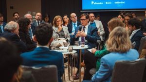 Illa defiende en Bruselas que Catalunya no ve Europa como un sitio al que pedir 