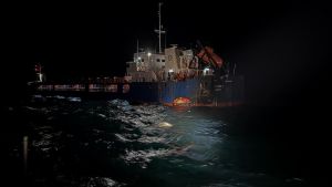 Mar Nero, colpite due navi: centrate al largo della Bulgaria. Undici dispersi tra gli equipaggi