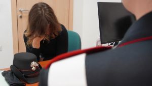 Casandrino, segue l'ex fino a casa e prova