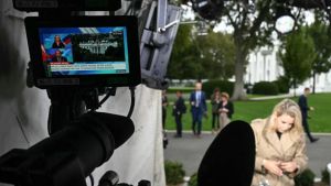 Geweerde media houden voorlopig toegang tot het Witte Huis