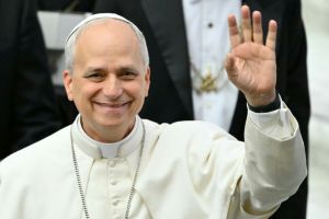 Pope Leo XIV Diagnosed With Early-Stage Lung Cancer After Surgery Removes Part of Right Lung, Vatican Says
