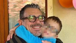 La battaglia di un papà per riportare a casa il figlio: «La madre l’ha portato in Romania, non vuole più vedermi»