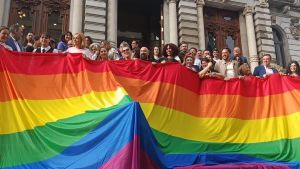 La Junta aparca diferencias políticas y aprueba con una amplia mayoría la ley LGTBI asturiana