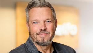 Regjeringen «satser» på teknologi ved å kutte