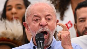 Nem embaixadores de outros países aguentam mais política de Lula