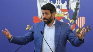 Tužilaštvo pokrenulo istragu o tome gde je tačno policija oduzela pištolje Šapiću