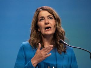 Bell: What Danielle Smith told Alberta separatists behind closed doors