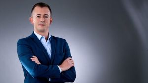 NUNS: Mladen Savatović i portal Mašina dobitnici nagrade „Dušan Bogavac“