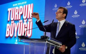 İmamoğlu: İBB’ye şafak operasyonu yapıldı, fon vurgununda aynı hız gösterilmedi